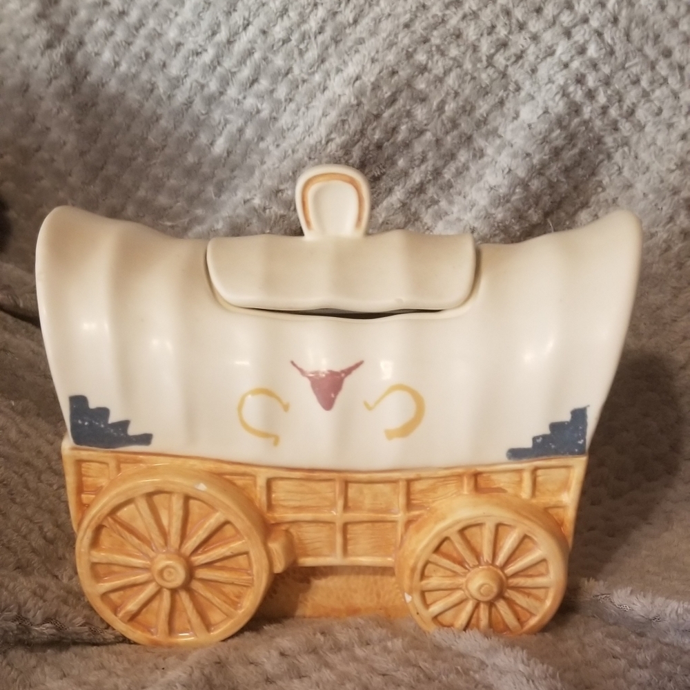 Treasurecraft cookie jar wagon collector's item
